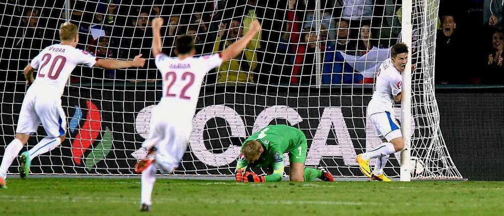 Der Tscheche Vaclav Pilar (r.) erzielte in der Nachspielzeit das Siegtor gegen die Niederlande. 