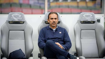 Das lässt sich nicht aussitzen. Jos Luhukay nach dem 1:3 gegen Mainz.