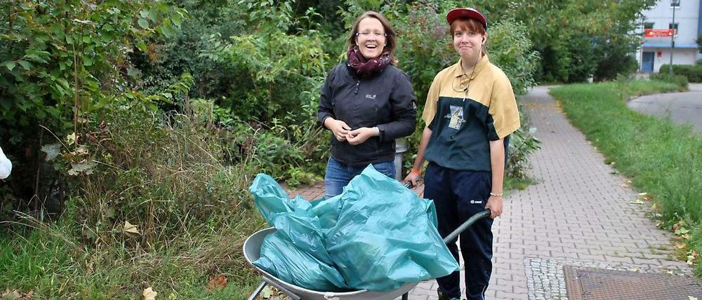 In Hellersdorf ist man sich einig: Müll gehört nicht ins Naturschutzgebiet
