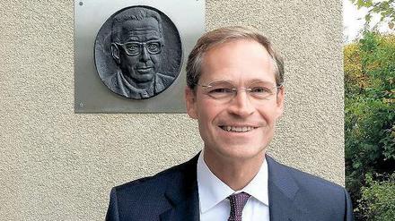 Michael Müller, 49, verließ die Gustav-Heinemann-Schule 1982 nach der Mittleren Reife und absolvierte eine kaufmännische Lehre, um die väterliche Druckerei zu leiten. 