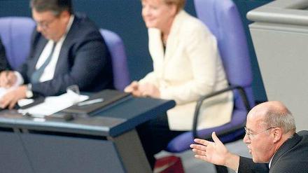 Generaldebatte. Linken-Fraktionschef Gregor Gysi schlug im Bundestag in der Aussprache über den Haushalt einen weiten Bogen – von der Lage in der Welt bis hin zur Schere zwischen Arm und Reich.