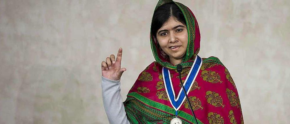 Die 17-jährige Malala Yousafzai bei ihrer Rede zum "Four Freedoms Award", den sie im April in den Niederlanden verliehen bekam.