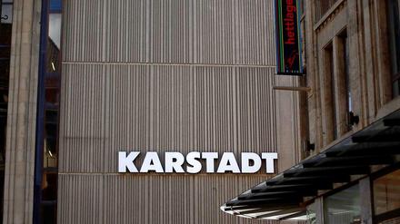 Kriselnde Warenhauskette: Karstadt.