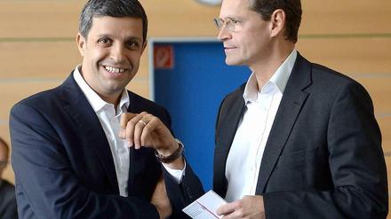Immer nett zueinander - Raed Saleh und Michael Müller.