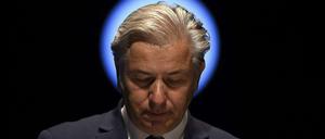 Klaus Wowereit, Regierender Bürgermeister von Berlin since 2001, resigning in 2014.