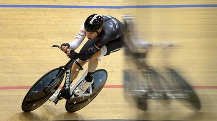Eine Stunde, Runde für Runde. Jens Voigt bei seiner Weltrekord-Fahrt. 
