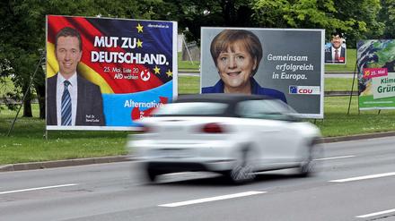 Abgrenzen oder nicht? Die CDU unter Parteichefin Merkel ist sich uneins, wie man mit der AfD umgehen will.