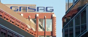 Zeichen über Berlin. Blick auf den Gasag-Sitz am Hackeschen Markt.