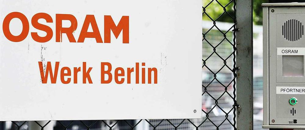 Das Osram Werk in Berlin-Spandau. Hier sollen weitere 283 Stellen abgebaut werden. Diesmal könnte es auch zu betriebsbedingten Kündigungen kommen.