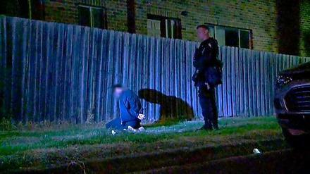Der IS-Terrormiliz nahestehende Extremisten sollen öffentliche Enthauptungen auf den Straßen Sydneys geplant haben. Die australische Polizei vereitelt die Pläne mit dem größten Anti-Terror-Einsatz ihrer Geschichte.