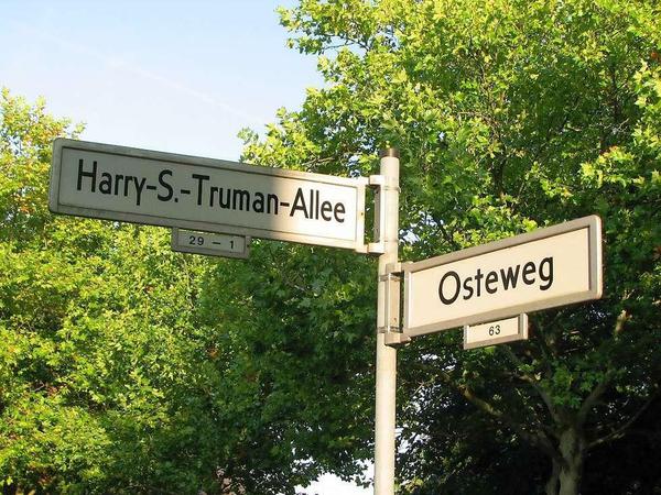 In der Harry-S.-Truman-Allee ist Tempo 30, im Osteweg nicht