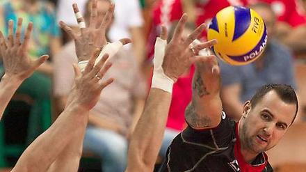 Georg Grozer, 29, hat mit der deutschen Volleyball-Nationalmannschaft sensationell das Halbfinale der WM in Polen am Sonnabend erreicht. Der gebürtige Ungar kam 2002 nach Deutschland und spielt seit 2007 für das Nationalteam.
