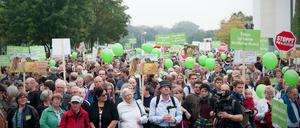 Vor dem Bundeskanzleramt in Berlin wurde heute gegen Abtreibung und Sterbehilfe demonstriert.