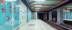 Auch die Lindauer Allee wurde (1994) vom offenkundig psychedelisch inspirierten Architekten Rainer G. Rümmler gestaltet - etwas zurückhaltender als seine anderen. - Foto: Alexander Rentsch