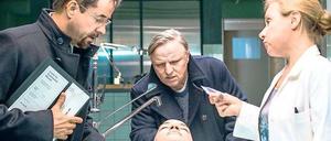 Können offenbar nichts falsch machen: Kein anderes „Tatort“-Team kommt auf so viele Facebook-Fans wie Professor Boerne (Jan Josef Liefers, li.), seine Assistentin „Alberich“ (ChrisTine Urspruch) und Kommissar Thiel (Axel Prahl). Foto: WDR