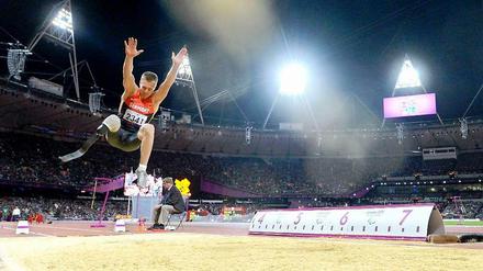 Weitspringer Markus Rehm bei den Paralympics 2012 in London.