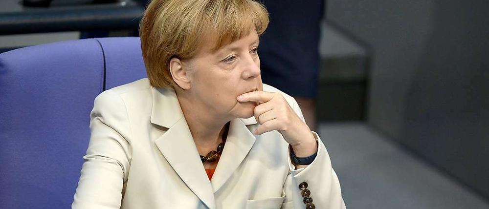 Bundeskanzlerin Angela Merkel auf der Regierungsbank im Bundestag. 