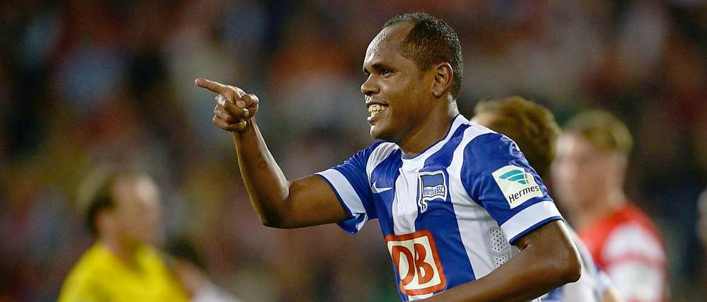 Er kann es noch. Ronny erzielte beide Tore für Hertha.