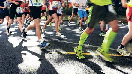 Wo laufen sie denn? Der Marathon bewegt am Wochenende wieder zehntausende Sportler – und auch viele Autofahrer, Radler und Passanten. 