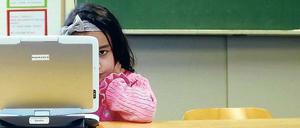 Die Schüler bekommen vom IT-Chaos nichts mit. Das betrifft vor allem die Schulleiter - und die Steuerzahler. 