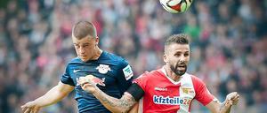 Der ehemalige Lauterer Benjamin Köhler (re.) weiß, was den 1. FC Union auf dem Betzenberg erwartet.