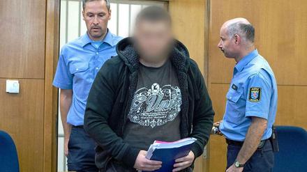 Kreshnik B. wird die Mitgliedschaft in der Terrormiliz "Islamischer Staat" vorgeworfen.