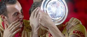 Haare schön? Ist doch egal... sieht ja eh niemand. Gyorgy Grozer (li.) and Lukas Kampa feiern die Bronze-Medaille.