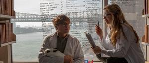 Michael Pitt und Brit Marling in "I Origins".