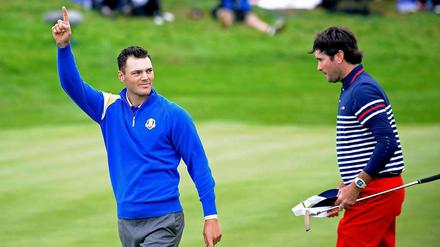 Ein deutscher Punkt für Europa. Martin Kaymer bejubelt seinen Sieg im Einzel gegen seinen US-Kontrahenten Bubba Watson.