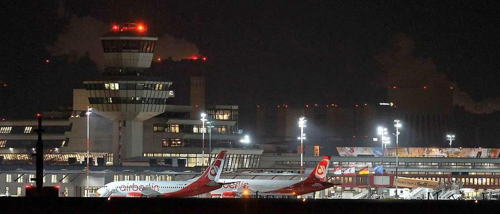 Auch nachts in Betrieb: Der Flughafen Tegel.