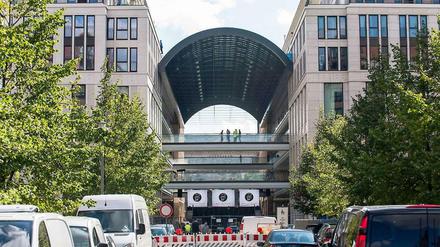 Zwischenfall zwei Tage nach der Eröffnung: Die "Mall of Berlin" am Leipziger Platz. 