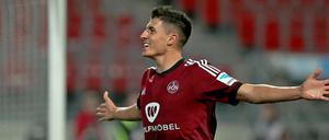 Ein Österreicher hilft den Franken: Alessandro Schöpf erzielte zwei Treffer gegen Kaiserslautern. 