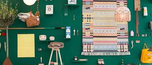 Nordisches Design: vom dreibeinigen Schemel bis zum Webteppich.