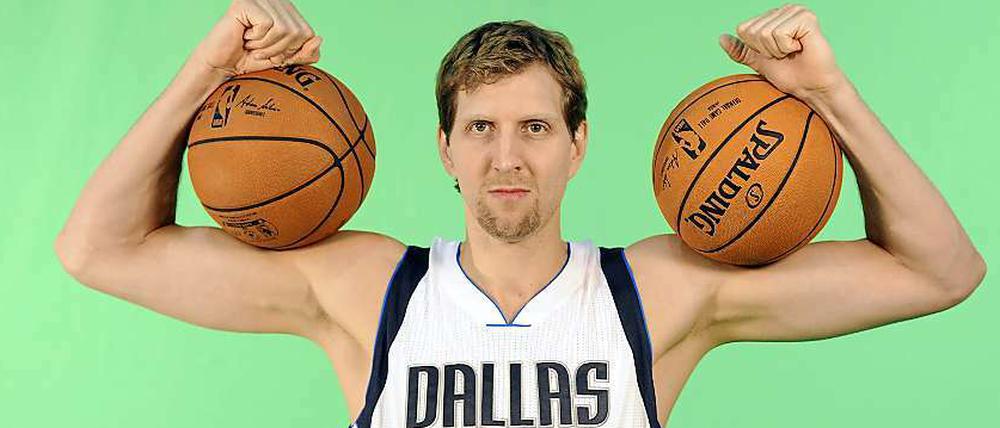 Am Dienstag war Medientag bei den Dallas Mavericks, der auch vor Dirk Nowitzki nicht Halt machte.