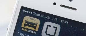 Uber geht mit seinem neuen Angebot einen Schritt auf das deutsche Taxigewerbe zu.
