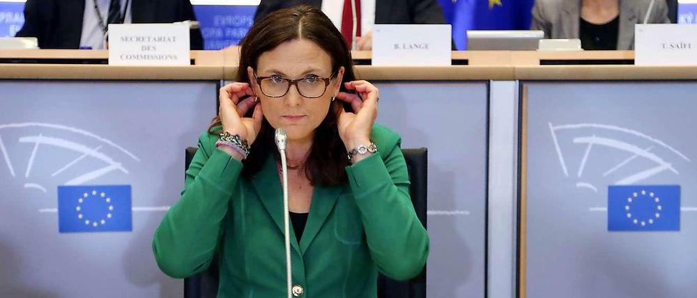 Die designierte EU-Handelskommissarin Cecilia Malmström am Montag bei der Anhörung im Europaparlament.