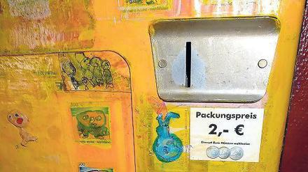 Für eine Handvoll Kleingeld. Berliner Automaten spucken alles Mögliche aus - die ganz Besonderen muss man allerdings ein bisschen suchen.