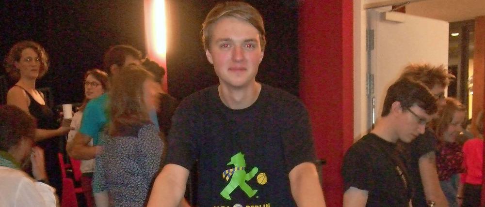 Unser Autor Henrik Hölzer sorgte mit den anderen Kinobesuchern dafür, dass der Film lief.