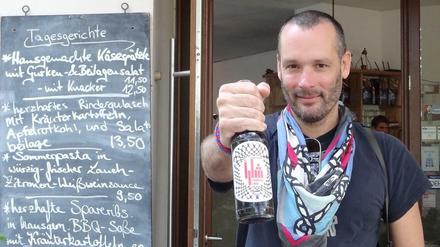 Jan Mihm und seine Shukran Cola.