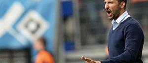 Trainer Joe Zinnbauer hat den Profis des Hamburger SV Kampfgeist und Willen eingeimpft.