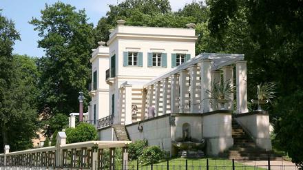 Blick auf das Casino am Schloss Glienicke.