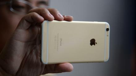 Kritischer Blick auf das iPhone 6.