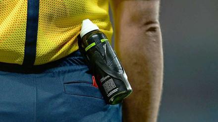 Das Freistoßspray bleibt in Europa im Einsatz. 