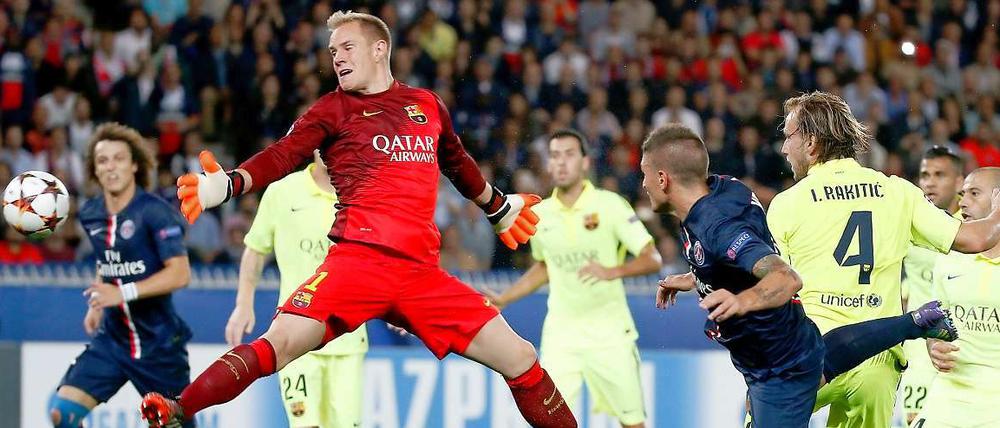 Gleich schlägt's ein. Marco Verratti trifft per Kopf an Marc-André ter Stegen vorbei zum 2:1 für Paris.