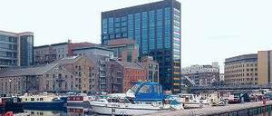 Google-Docks: Das Hochhaus ist eines von vier Gebäuden, die der US-Konzern in Dublin belegt. 