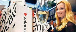 In Feierlaune. Am Montag hat der Online-Versandhändler Zalando sein Börsendebüt hingelegt.
