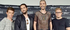 Die Musiker Georg Listing, Tom Kaulitz, Bill Kaulitz und Gustav Schäfer (v.l.n.r.) von Tokio Hotel stellen am 2.Oktober in Berlin ihr neues Album "Kings Of Suburbia" vor, das am Freitag erscheint. 