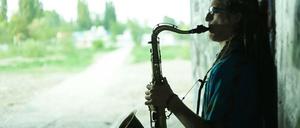 Niko Zeidler (18) spielt Saxophon in verschiedenen Bands.