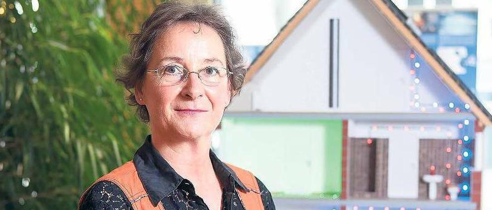 Leiterin am Checkpoint. Birgit Holfert hat gute Ratschläge für ihre Kunden parat und ärgert sich über die Ahnungslosigkeit vieler Hausverwaltungen.