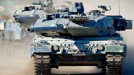 Die Rüstungsindustrie setzt sich gegen Verteidigungsministerin von der Leyen zur Wehr.
